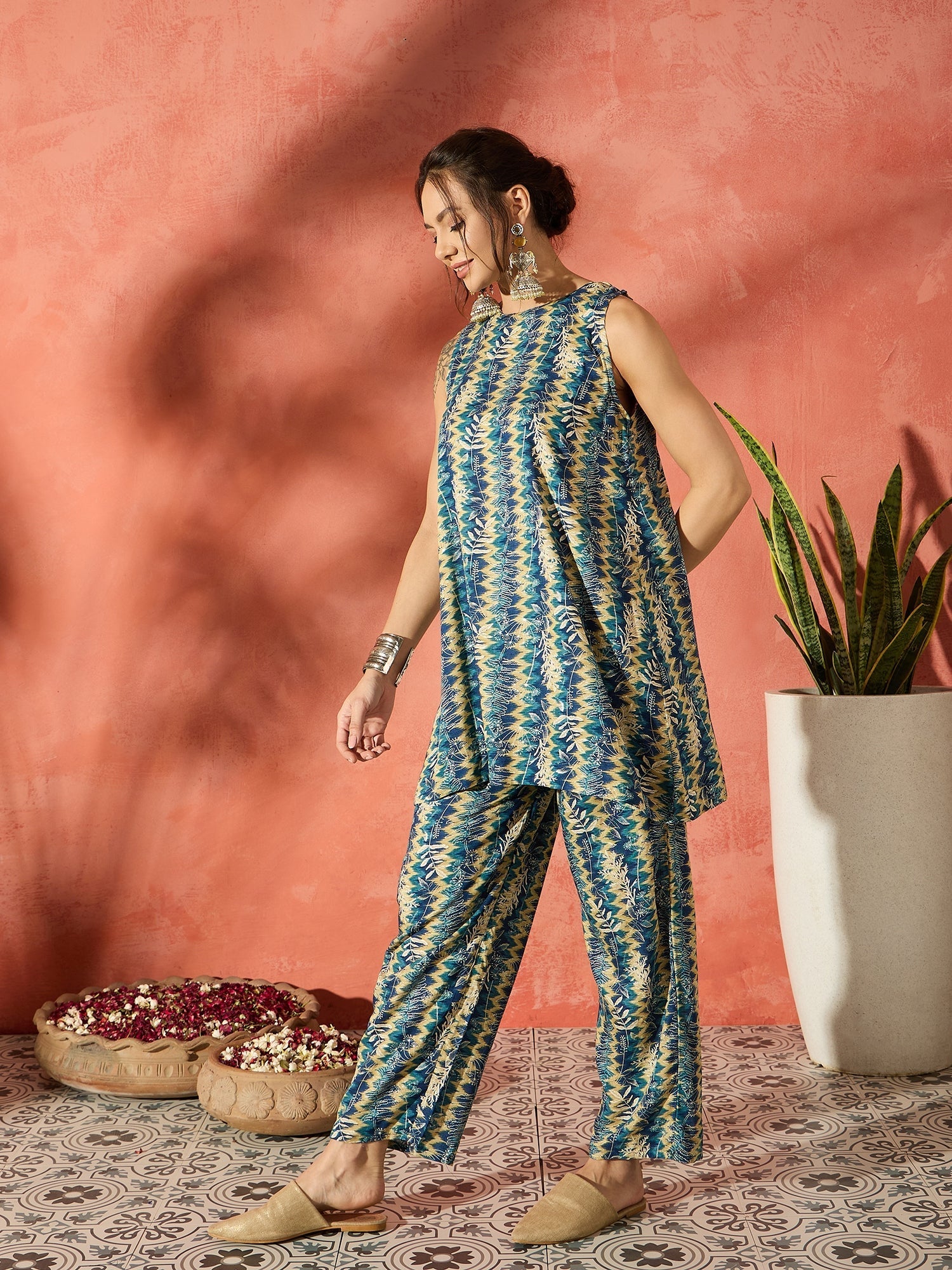 InWeave Teal Leaf Zig Zag Foil W/S Kurta Pant Set