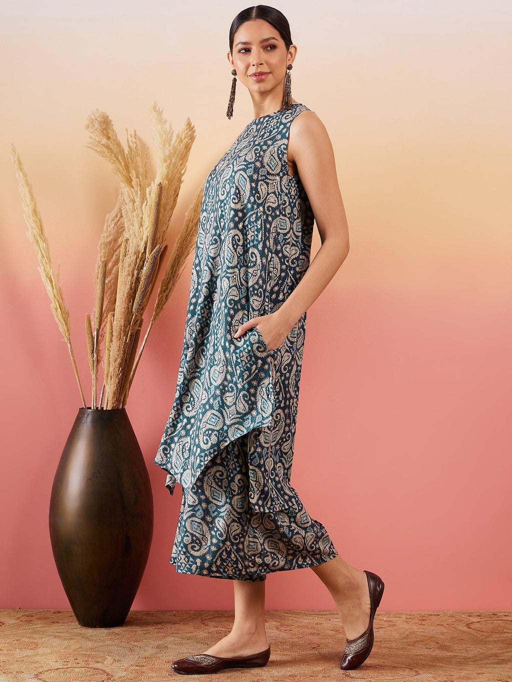 InWeave Slate Grey Paisley Round Neck Kurta Short Palazzo Set
