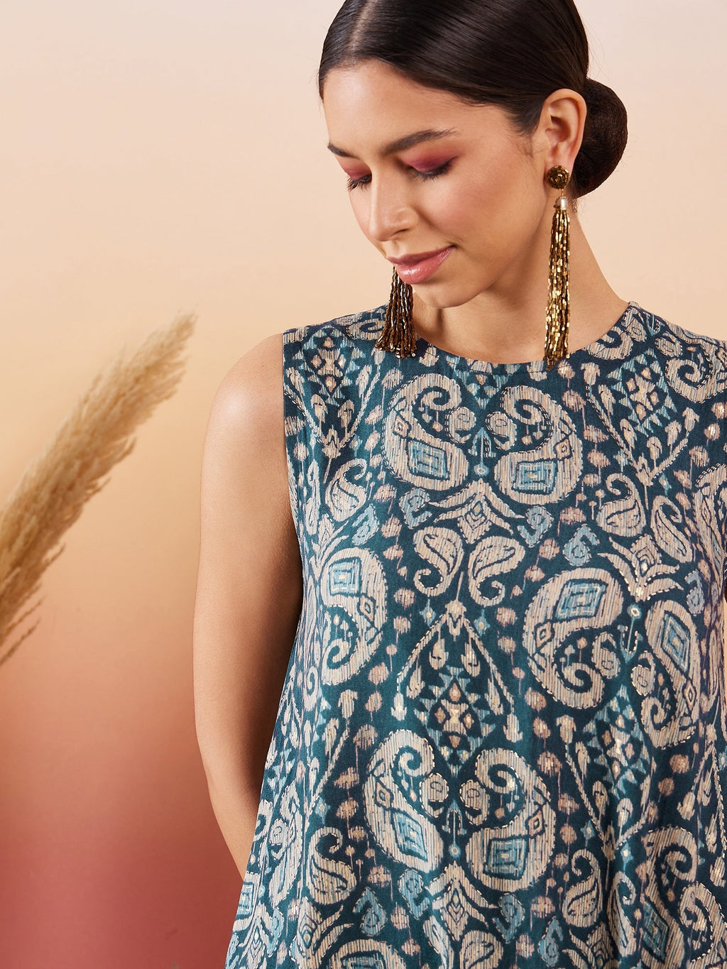 InWeave Slate Grey Paisley Round Neck Kurta Short Palazzo Set