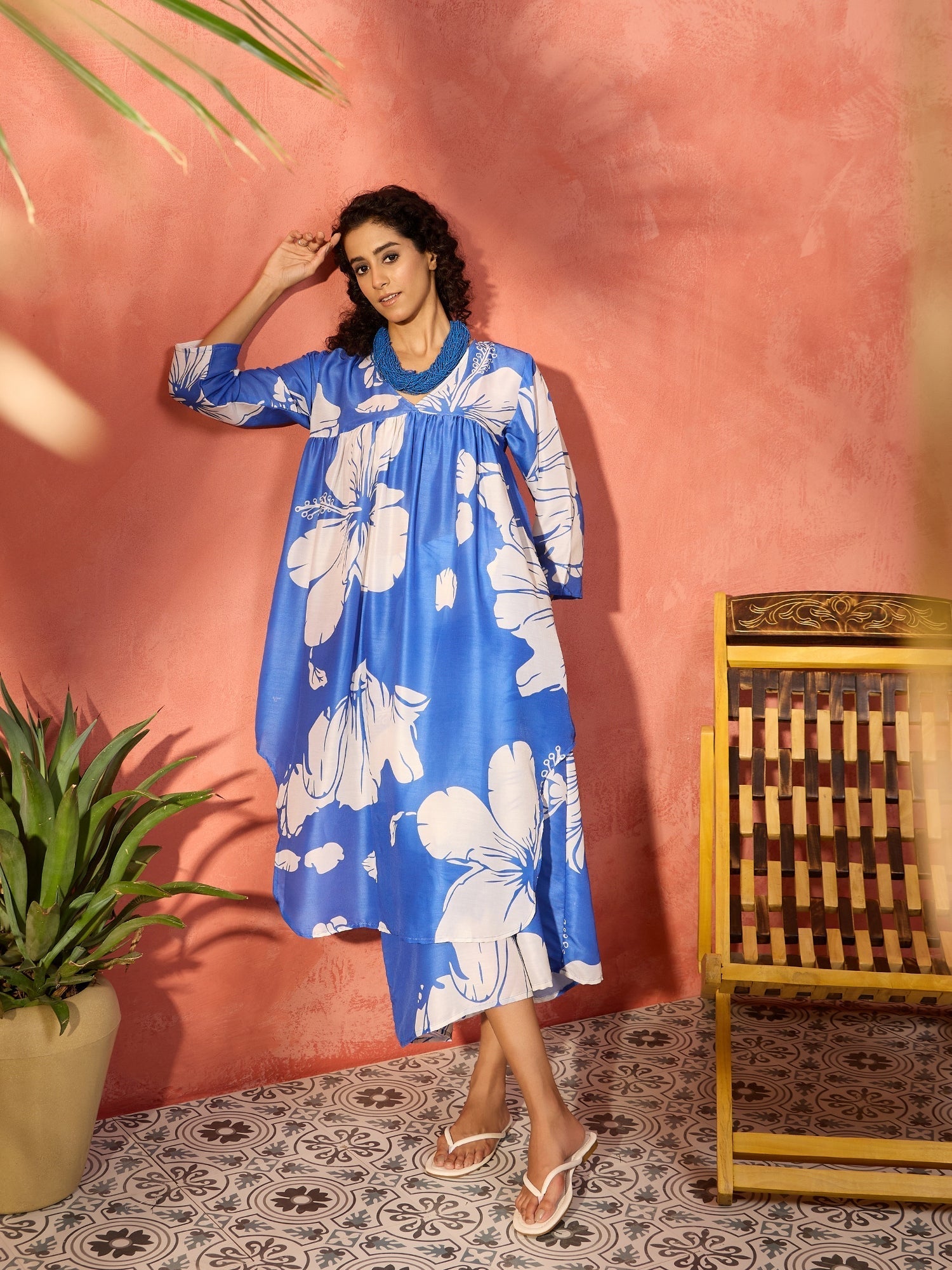 InWeave Azure Blue Hibiscus Kurta Set