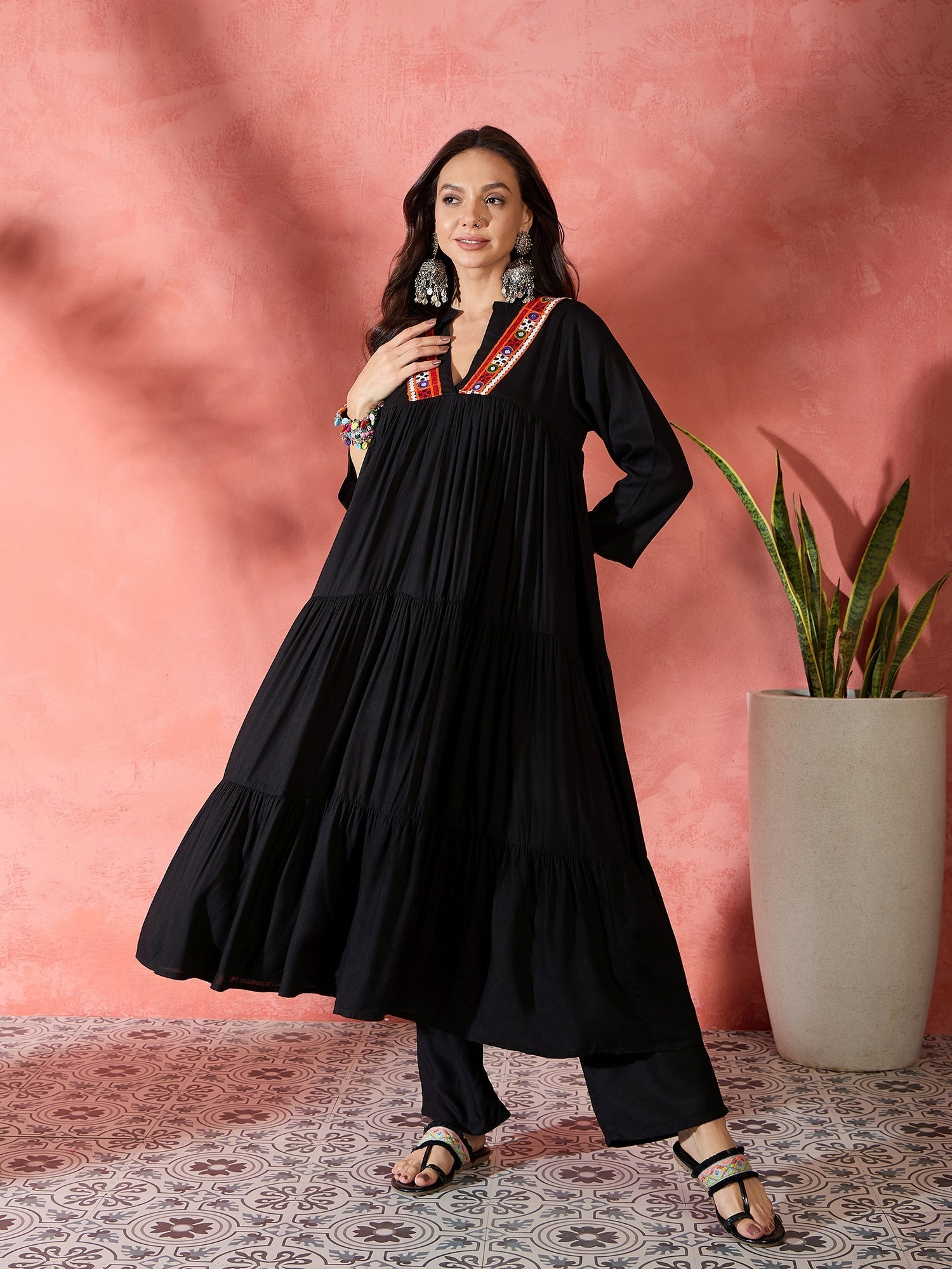 InWeave Black Solid Flared Lace Kurta Pant Set