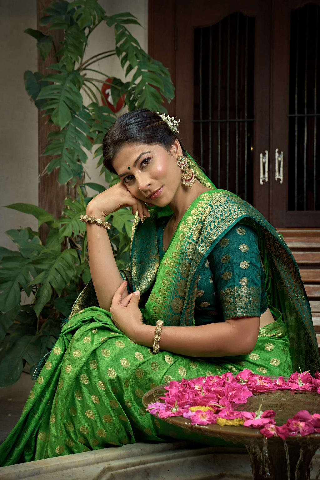 Vardha Emerald Green Banarasi Raw Silk Saree