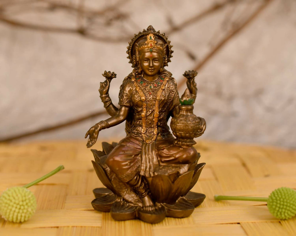 Collectible India Goddess Lakshmi Idol