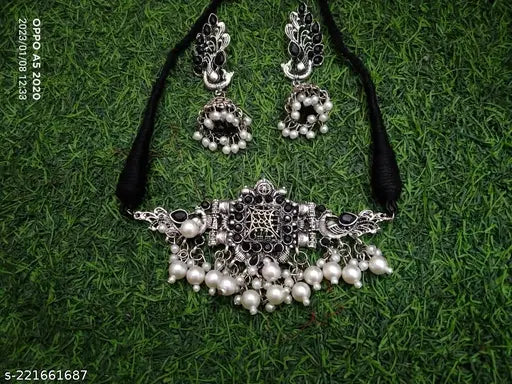 Tehzeeb Creations Women's Silver Colour Necklace With Peacock Design