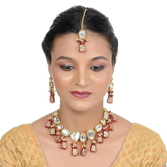 Tehzeeb Creations Back Meenakari Gold-Polished Maroon Color Tika Earring Jewellery Set Uncut Kundan Big Faux Kundan Dibbi Kundan Choker Necklace Set