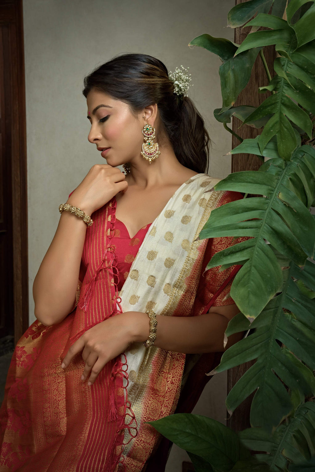 Vardha Adorn Ivory Golden Zari Banarasi Raw Silk Saree