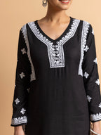 HOUSE OF KARI Floral Embroidered Chikankari Kurta With Trouser