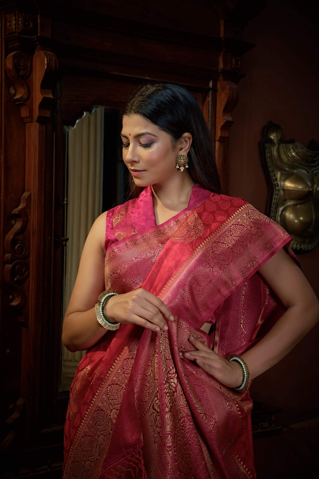 Vardha Myrtle Pink Golden Zari Banarasi Satin Silk Saree