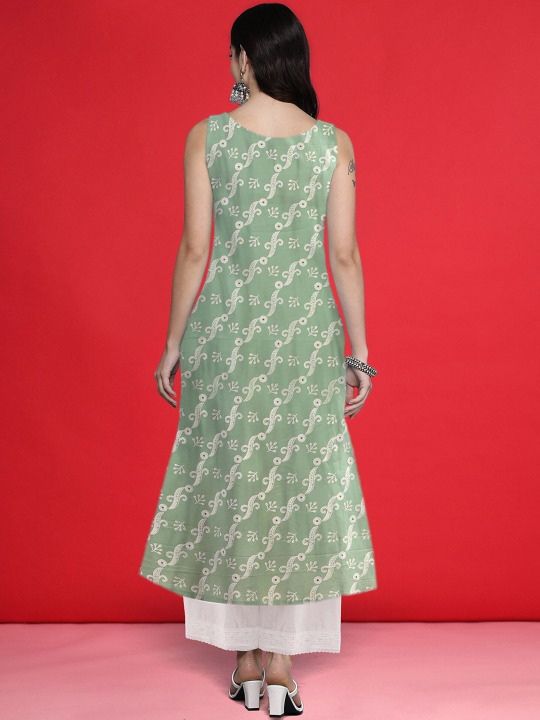 Indo Era Geometric Printed Round Neck Sleeveless Gotta Patti Cotton Straight Kurta - Distacart