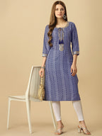 HERE&NOW Blue & White Tie-Up Neck Bandhani Printed Sequined Straight Kurta