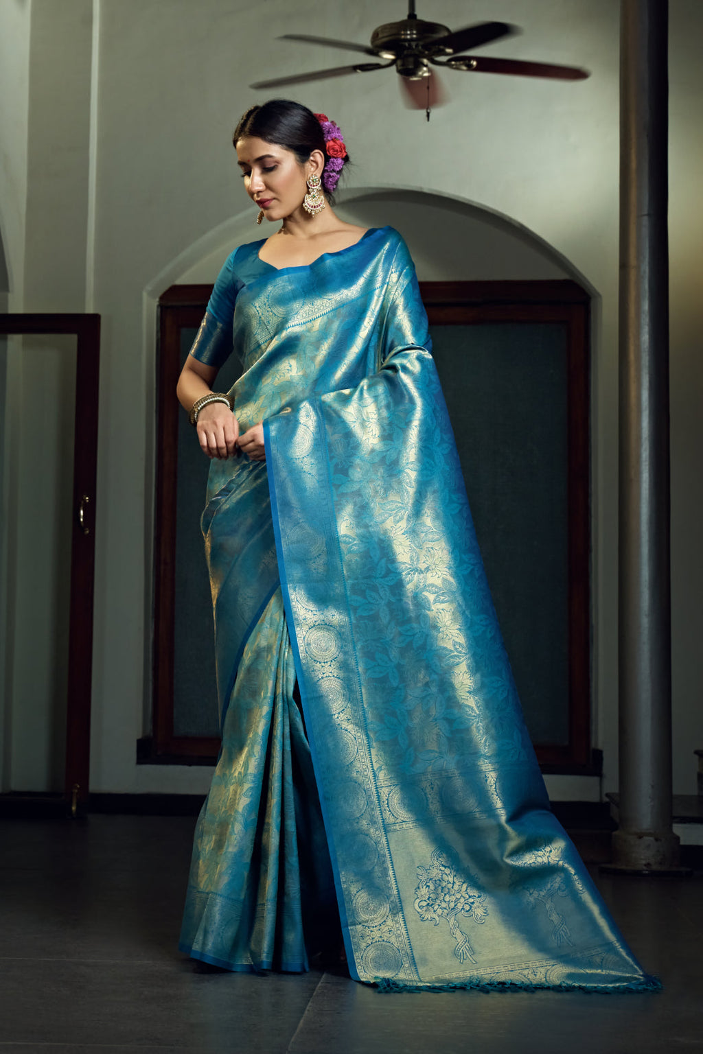Vardha Sky Blue Zari Work Kanjeevaram Silk Saree