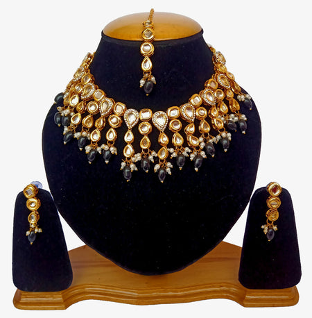 Joban Fashion Hand Made High Quality Gold Plated Base Metal Alloy Kundan Stone Studded Kundan Jewellery Set