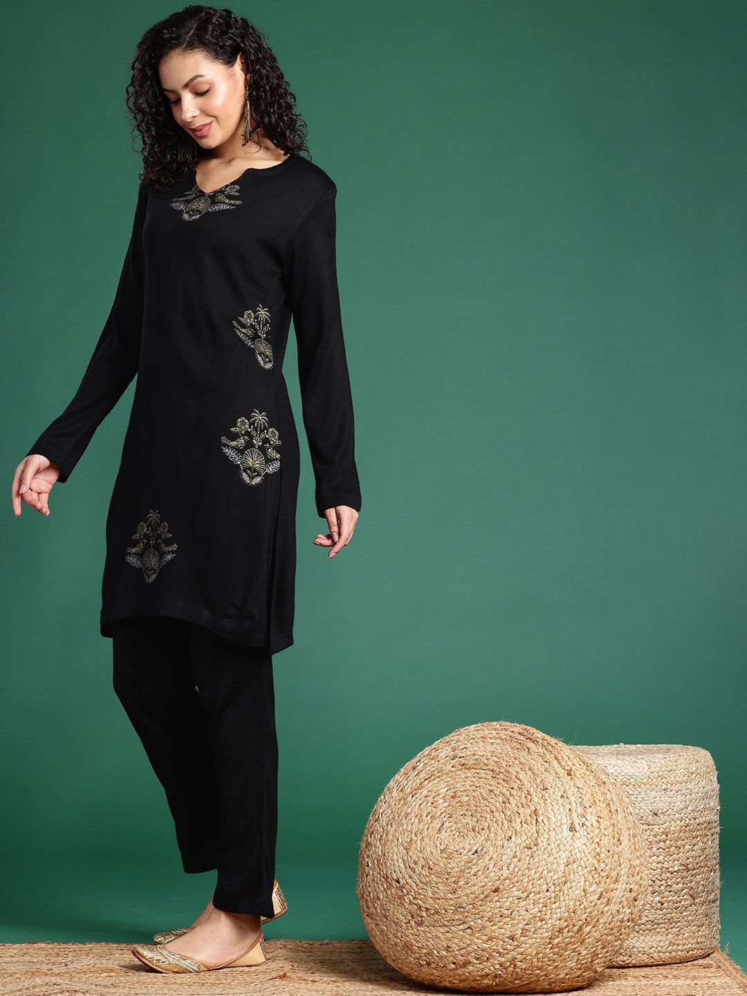 Sangria Ethnic Motifs Printed Regular Kurta With Trousers