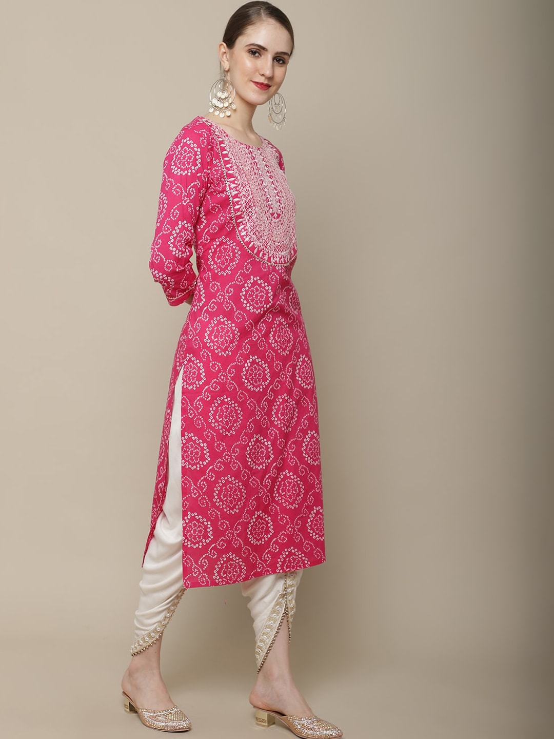 Sangria Women Pink & White Bandhani Printed Thread Work Kurta