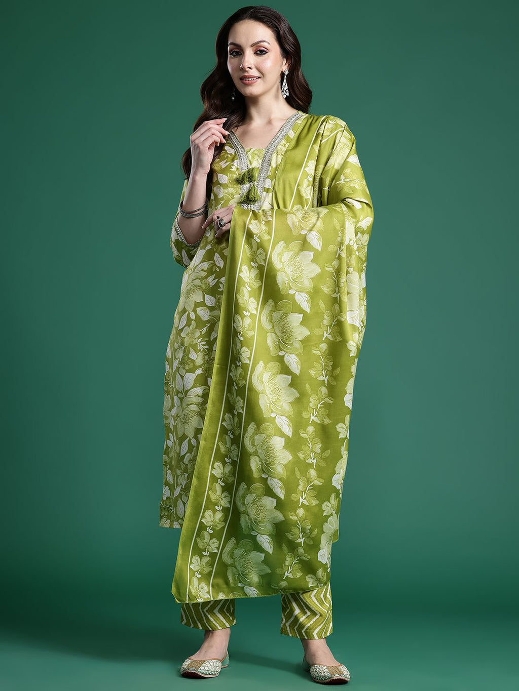 Indo Era Women Floral Printed Regular Beads and Stones Kurta with Trousers & With Dupatta - Distacart