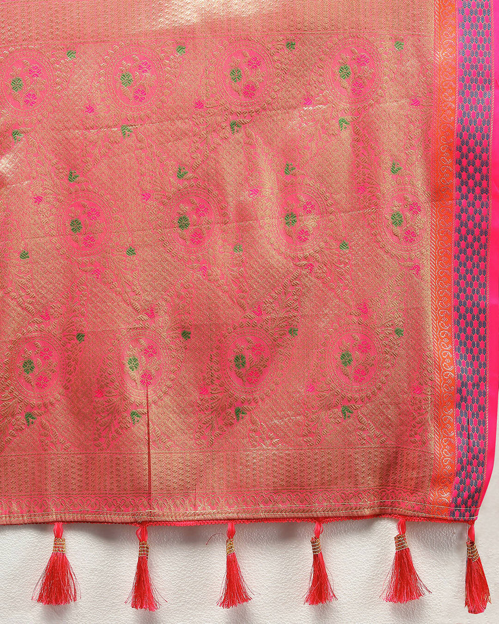 Lorenvalley Fashion Lavender Kanjivaram Silk Woven Design with Zari Weaving Saree