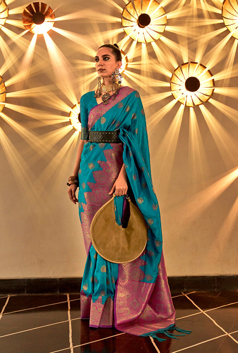 Monjolika Fashion Blue Color Handloom Silk Classic Saree With Blouse