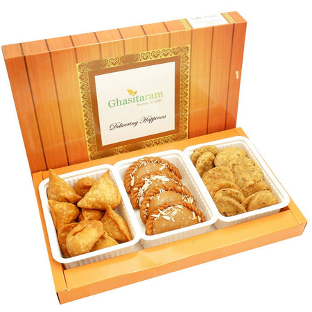 Ghasitaram Holi Hampers: Gujiya, Farsan Samosa and Methi Mathi Namkeen Hamper