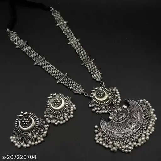 Tehzeeb Creations Women's Bahubali Oxidised Necklace Set With White Pearl