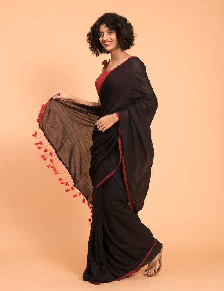 Suta Black Maroon Solid Cotton Saree - Distacart