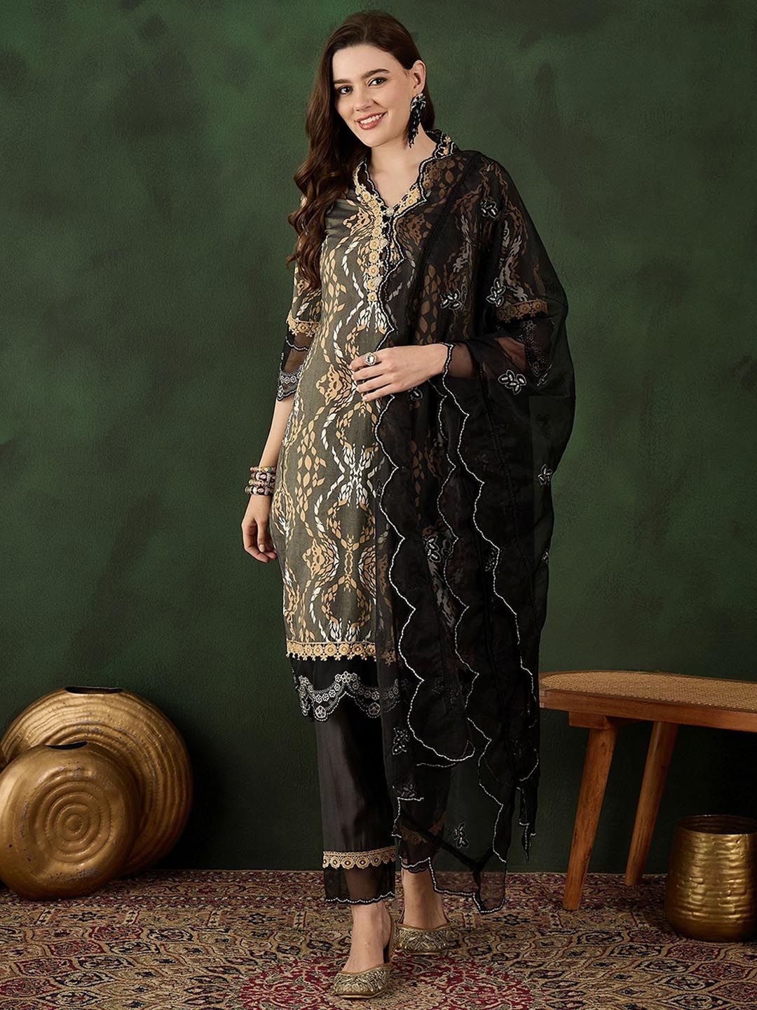 Sangria Printed Straight Kurta, Trouser & Dupatta Set