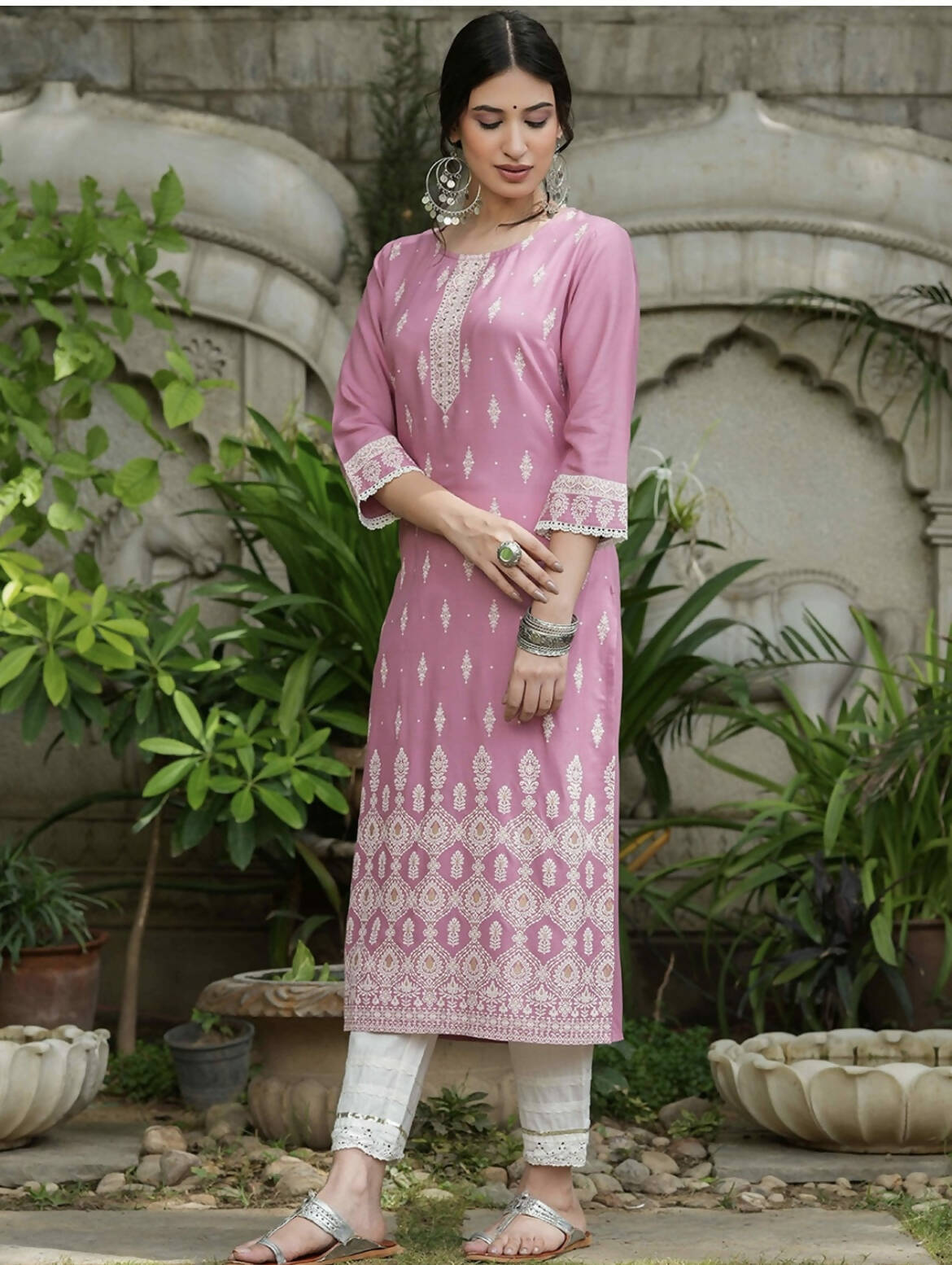 Indian Clothing Cheera Embellished Daily Wear Cotton Blend Kurta - Baby Pink