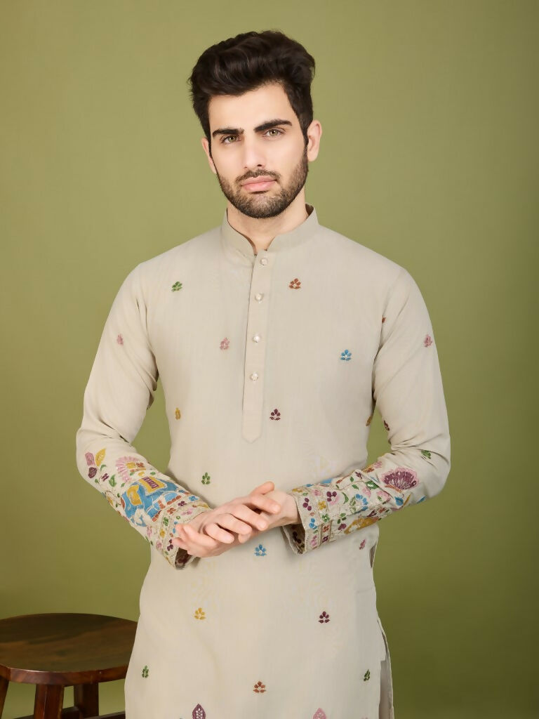 Vastranavya Ivory Exclusive Festival Wear Cotton Sequence Embroidered & Thread Work Kurta