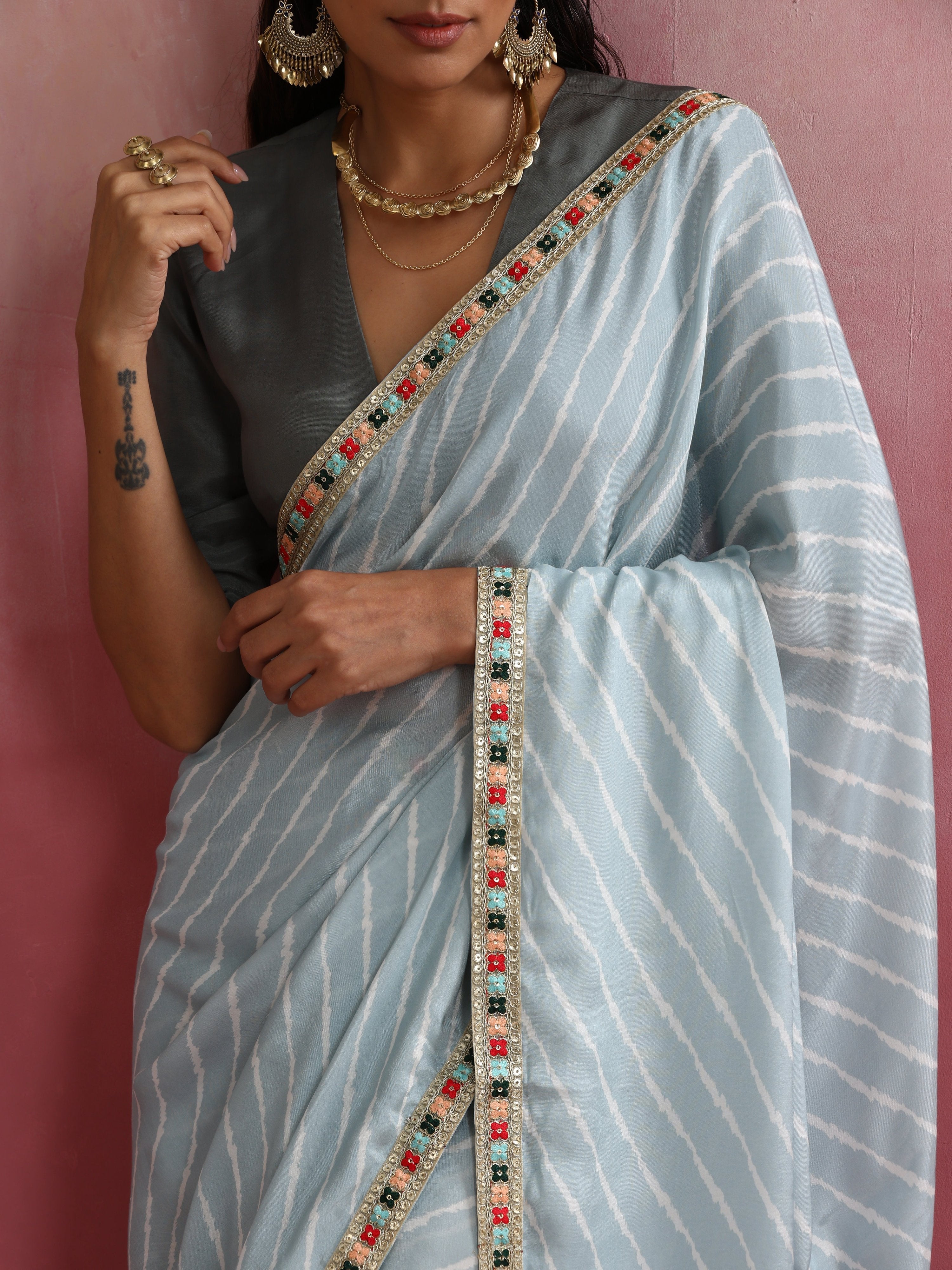 trueBrowns Grey Muslin Silk Saree