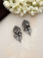 trueBrowns Silver Tone Leaf Stud Earrings - Distacart