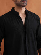 trueBrowns Men's Black Textured Cotton Dobby Front Open Kurta