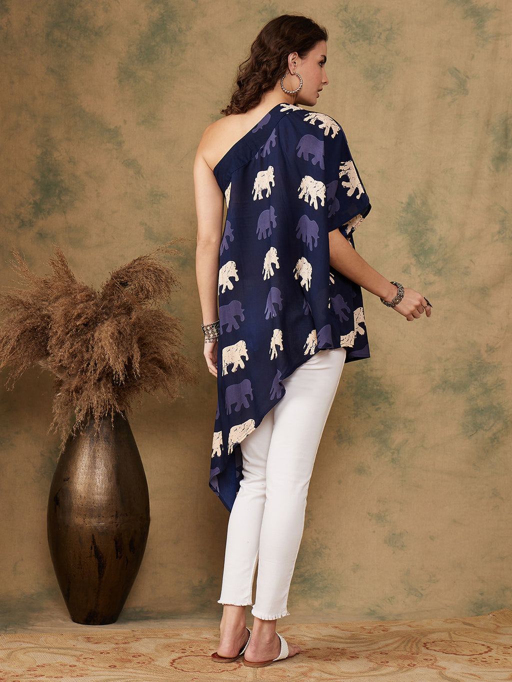 InWeave Women's Blue Elephant Print Oneshoulder Top