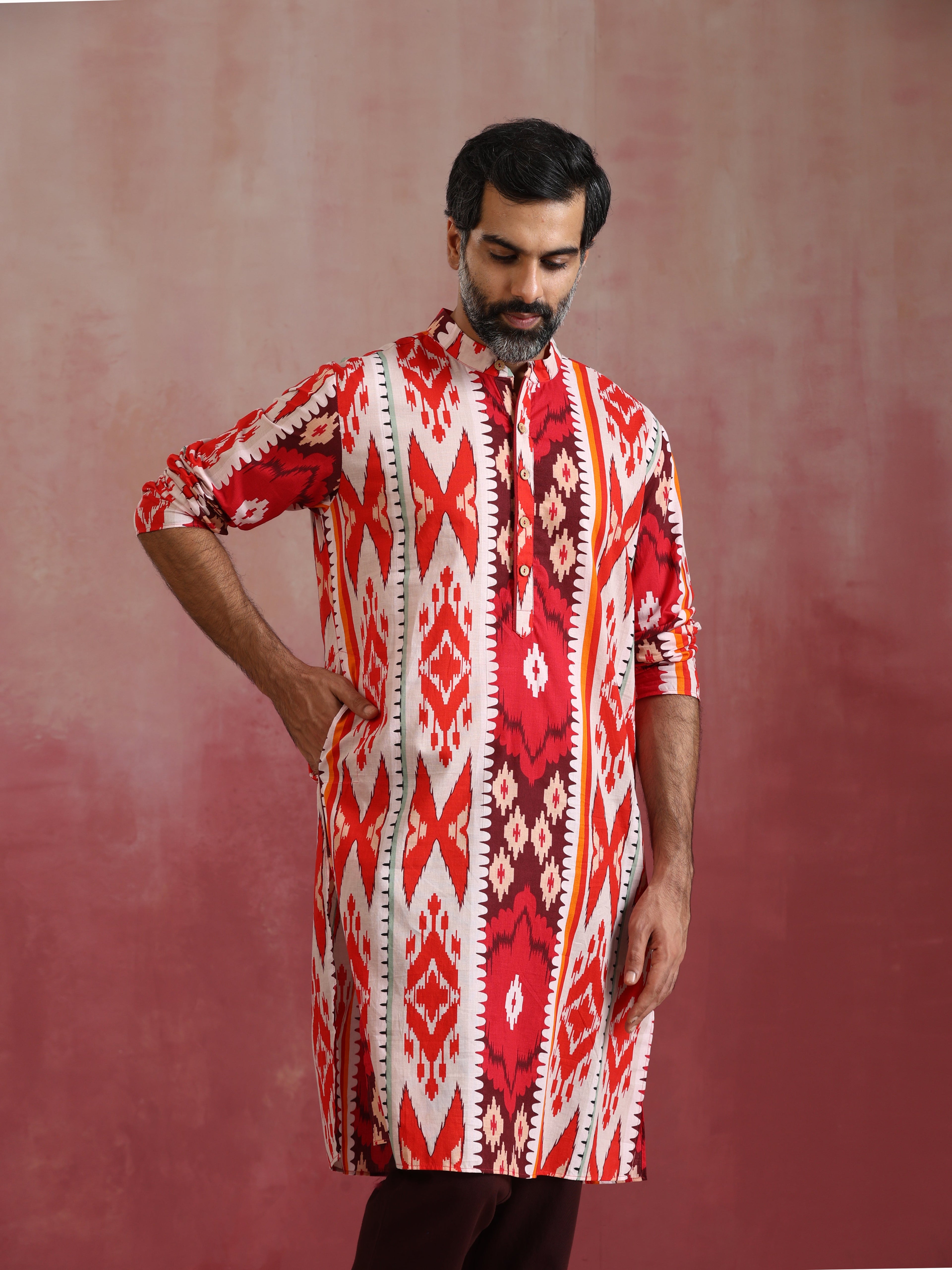 trueBrowns Men's Maroon Ikat Print Mandarin Collar Kurta