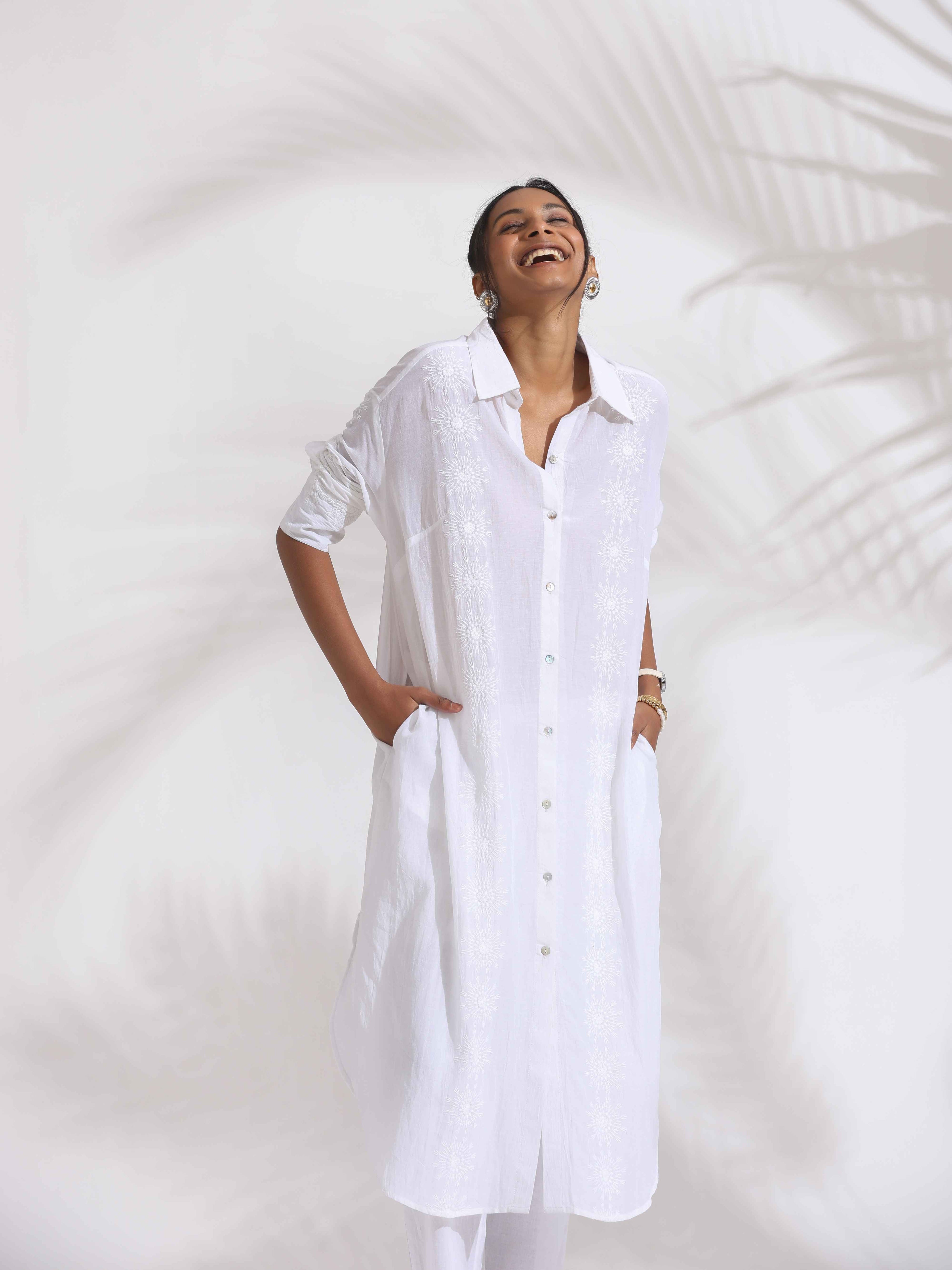 trueBrowns White Cotton Schiffli Shirt Kurta Set - Distacart