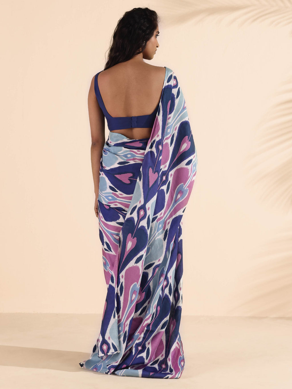 trueBrowns Blue Purple Muslin Ikat Saree