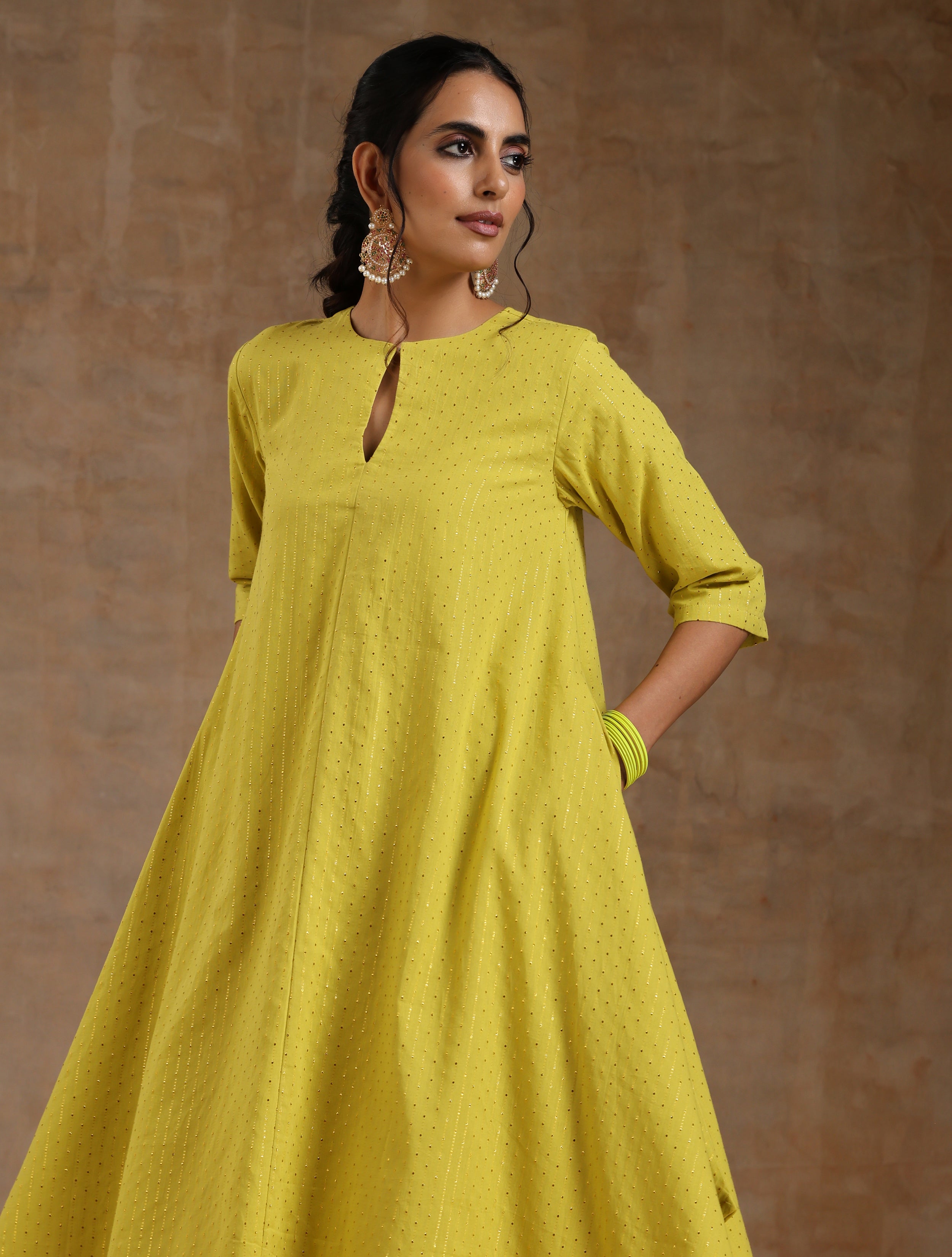 trueBrowns Lime Gold Cotton Handkerchief Kurta Set | Relove - Distacart