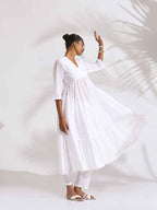 trueBrowns White Cotton Schiffli Flared Anarkali Kurta Set - Distacart