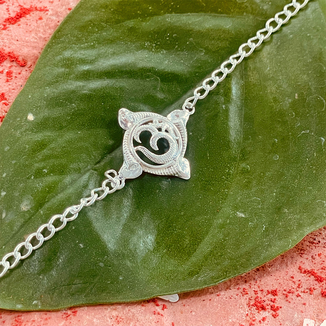 trueBrowns 925 Sterling Silver Textured Om Silver Chain Rakhi - Distacart