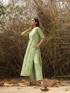 trueBrowns Green Cotton Dobby Embroidered Kurta Set - Distacart