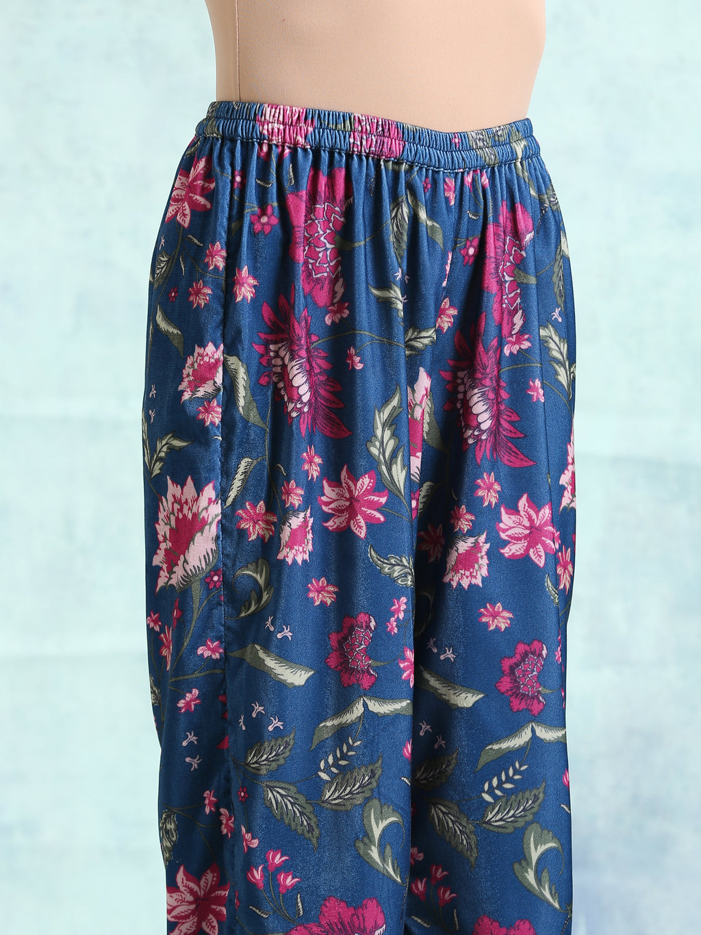 trueBrowns Blue Printed Velvet Pant