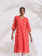 trueBrowns Orange Cotton Floral Embroidered Kurta Set - Distacart