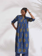 trueBrowns Blue Cotton Print Pleated Kurta Set - Distacart