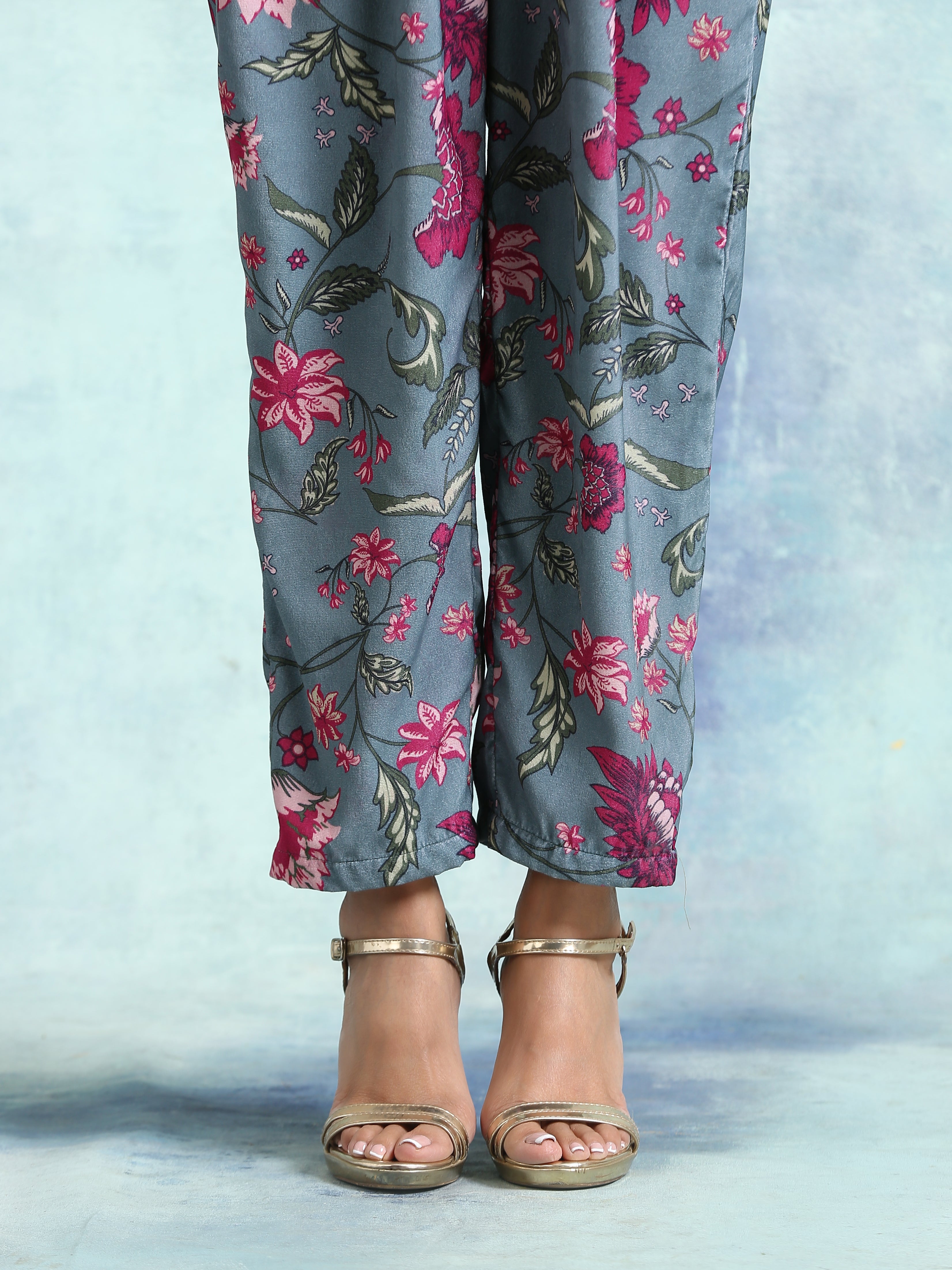 trueBrowns Grey Printed Velvet Pant