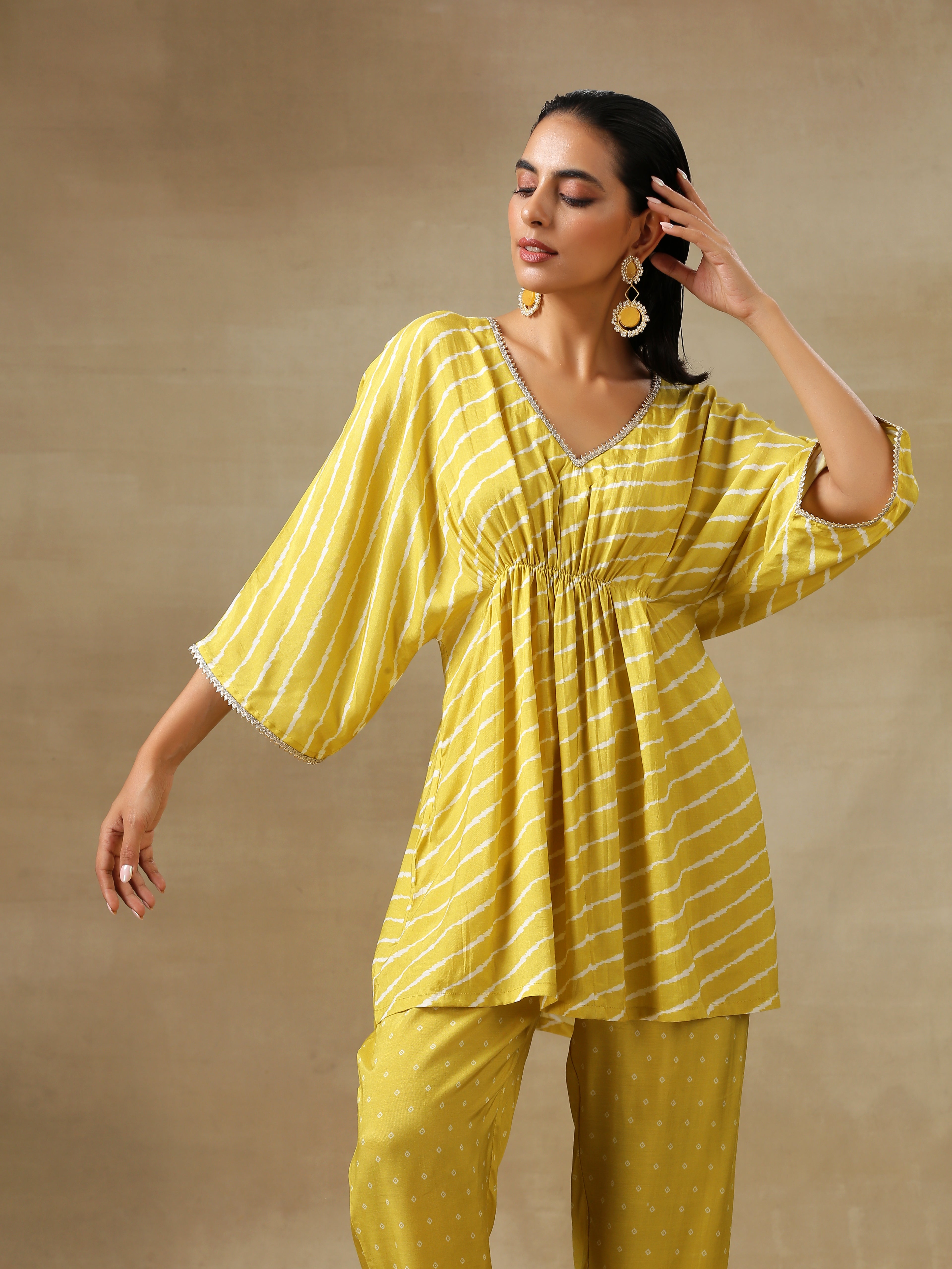 trueBrowns Lime Green Bandhani Printed Silk Drop Shoulder Co-Ord Set | Relove - Distacart