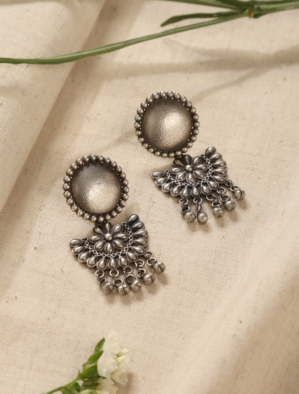 trueBrowns Silver Crescent Floral Earrings - Distacart
