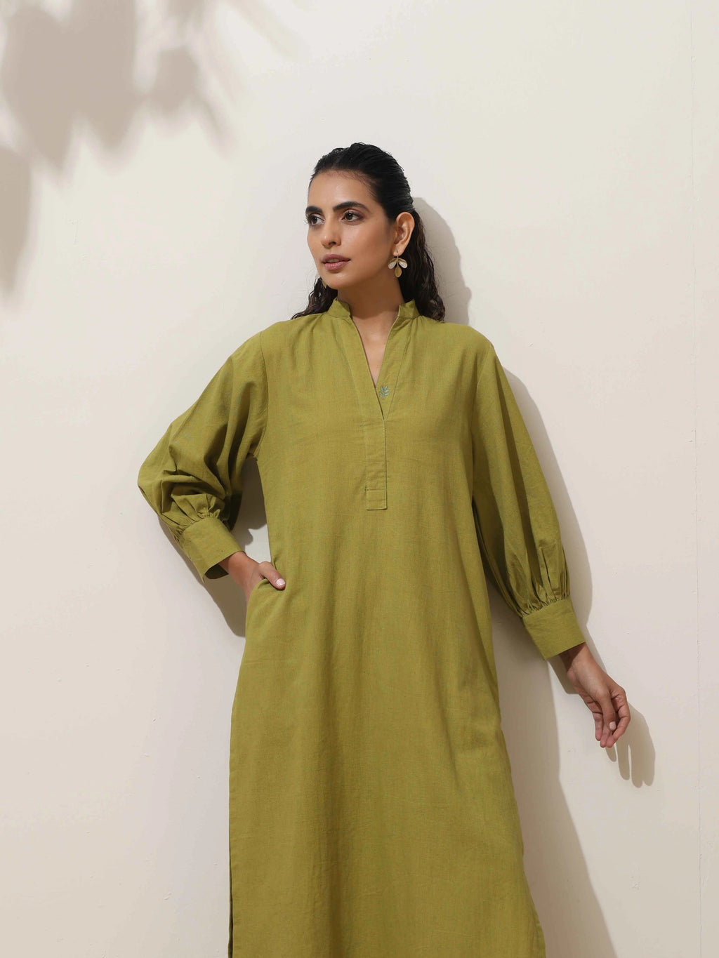 trueBrowns Pear Green Cotton Linen Kurta Pant Set - Distacart