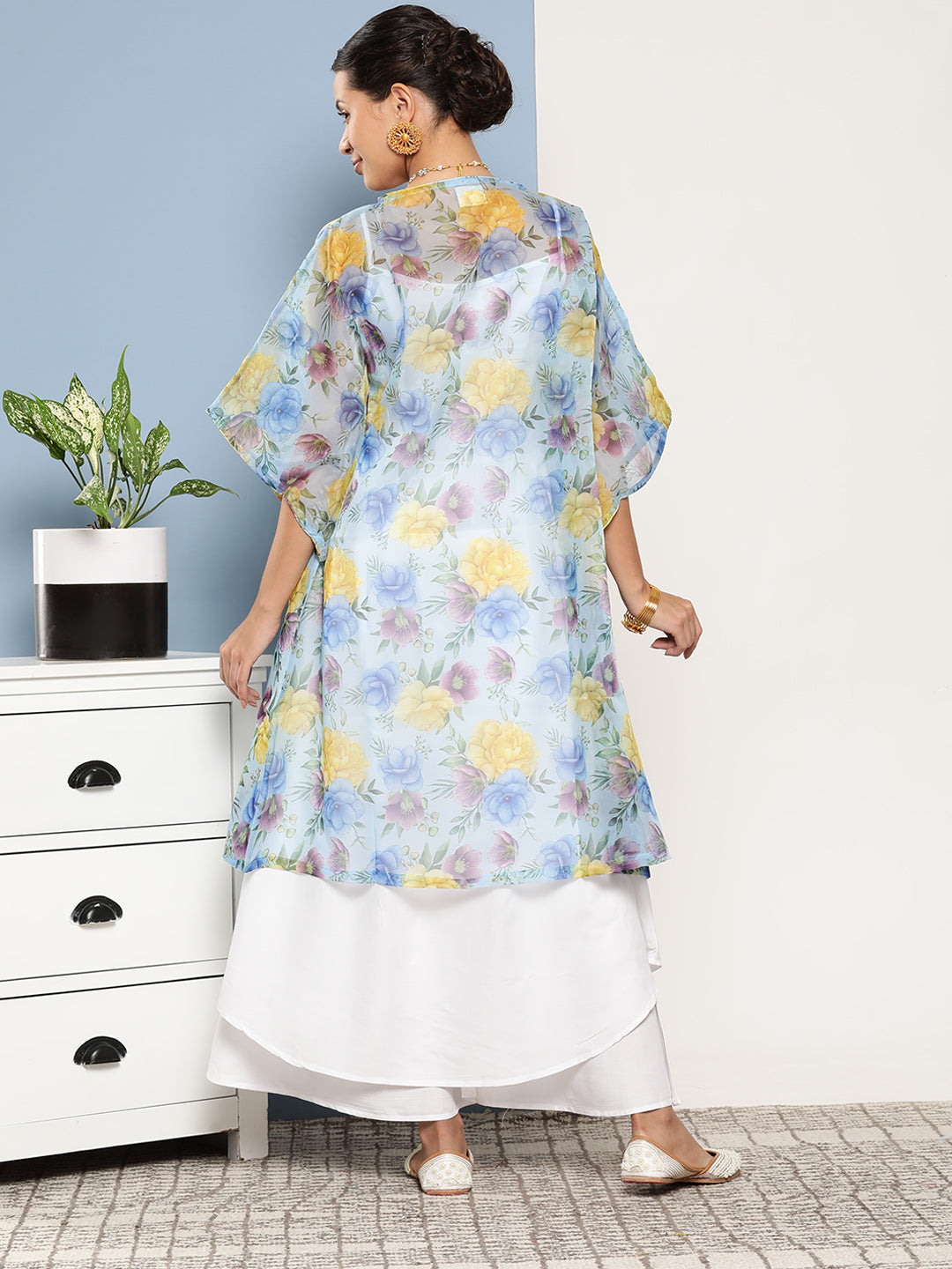 InWeave Women's Cream Strappy With Blue Floral Print Cape