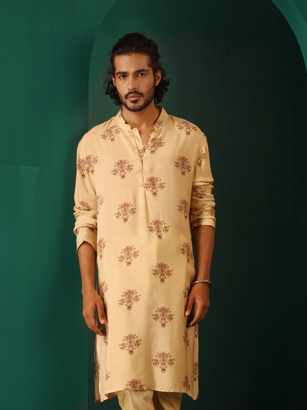 trueBrowns Men's Beige Floral Bunch Muslin Silk Printed Long Kurta