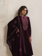 trueBrowns Purple Velvet Floral Embroidered Kurta Pant Dupatta Set - Distacart
