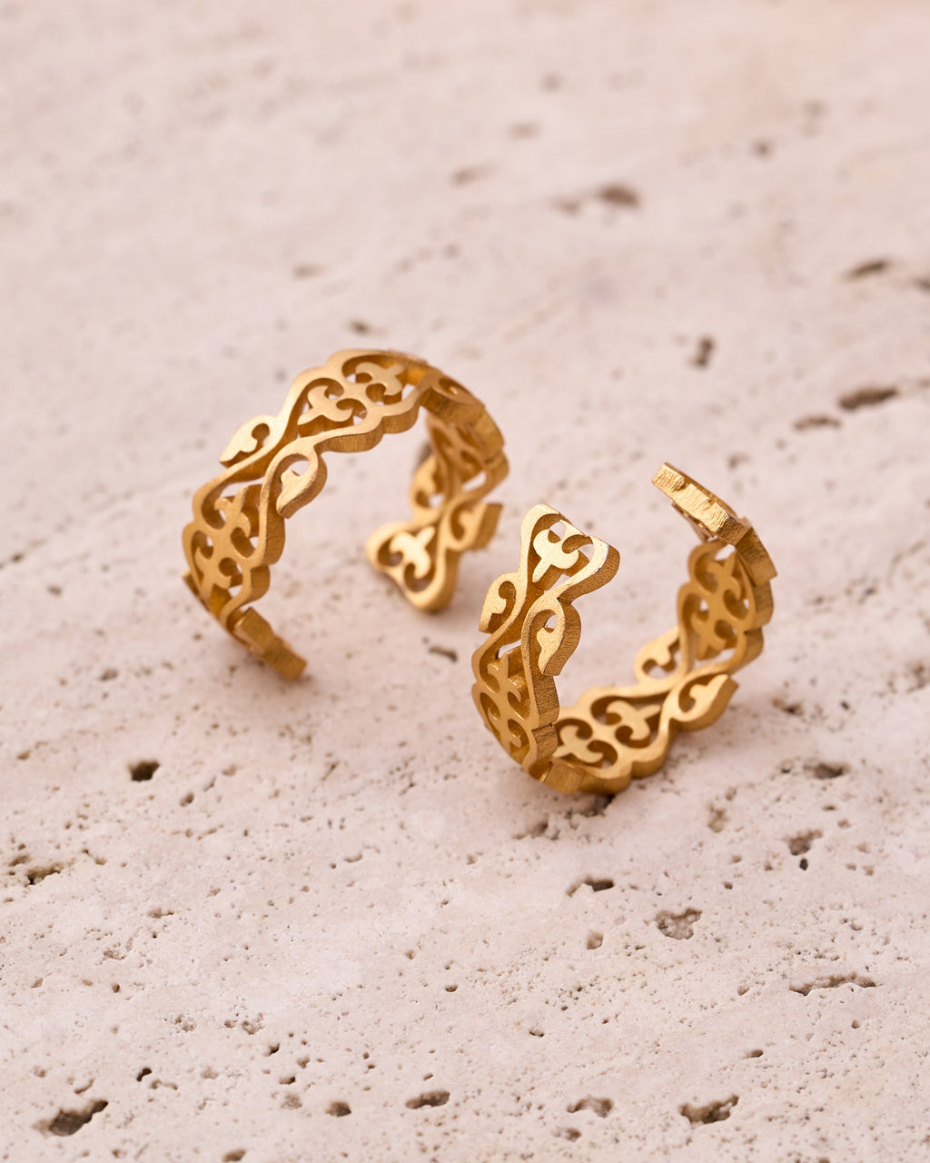 trueBrowns Gold-Polished Bel Rings