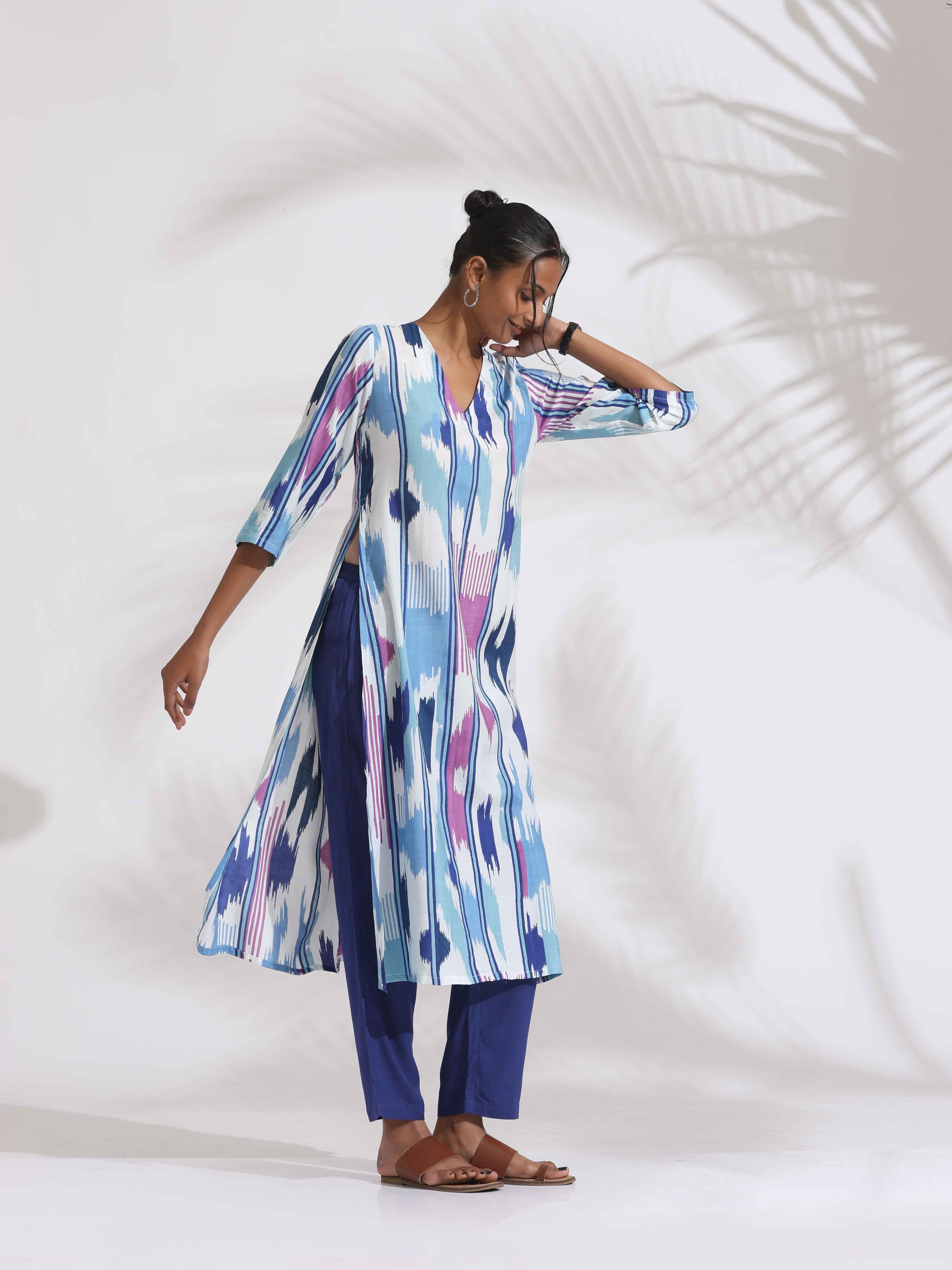 trueBrowns Blue Ikat Print Muslin Kurta Set - Distacart